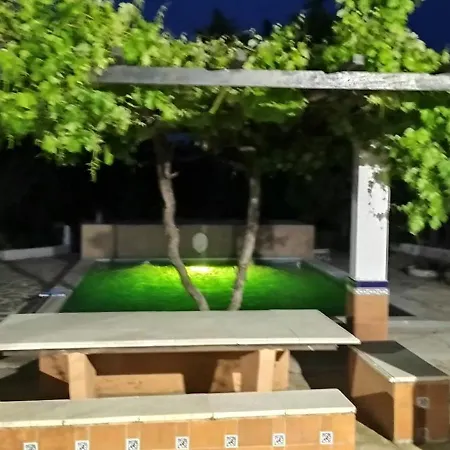Hotel Casa De Campo Con Piscina Y Barbacoa 2*